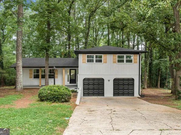 3137 E Chapel Cir, Decatur, GA 30034