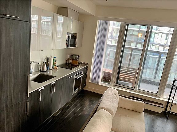 5th image of 330 Richmond St W #1503