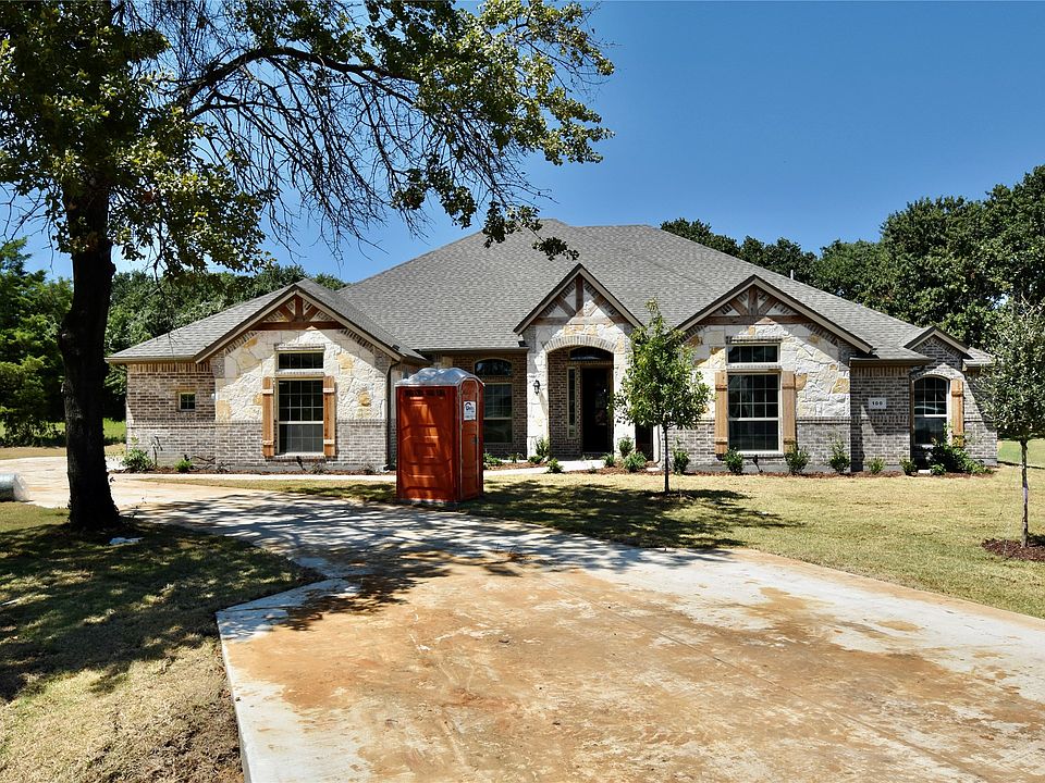 1st image of 100 Spanish Oaks Dr