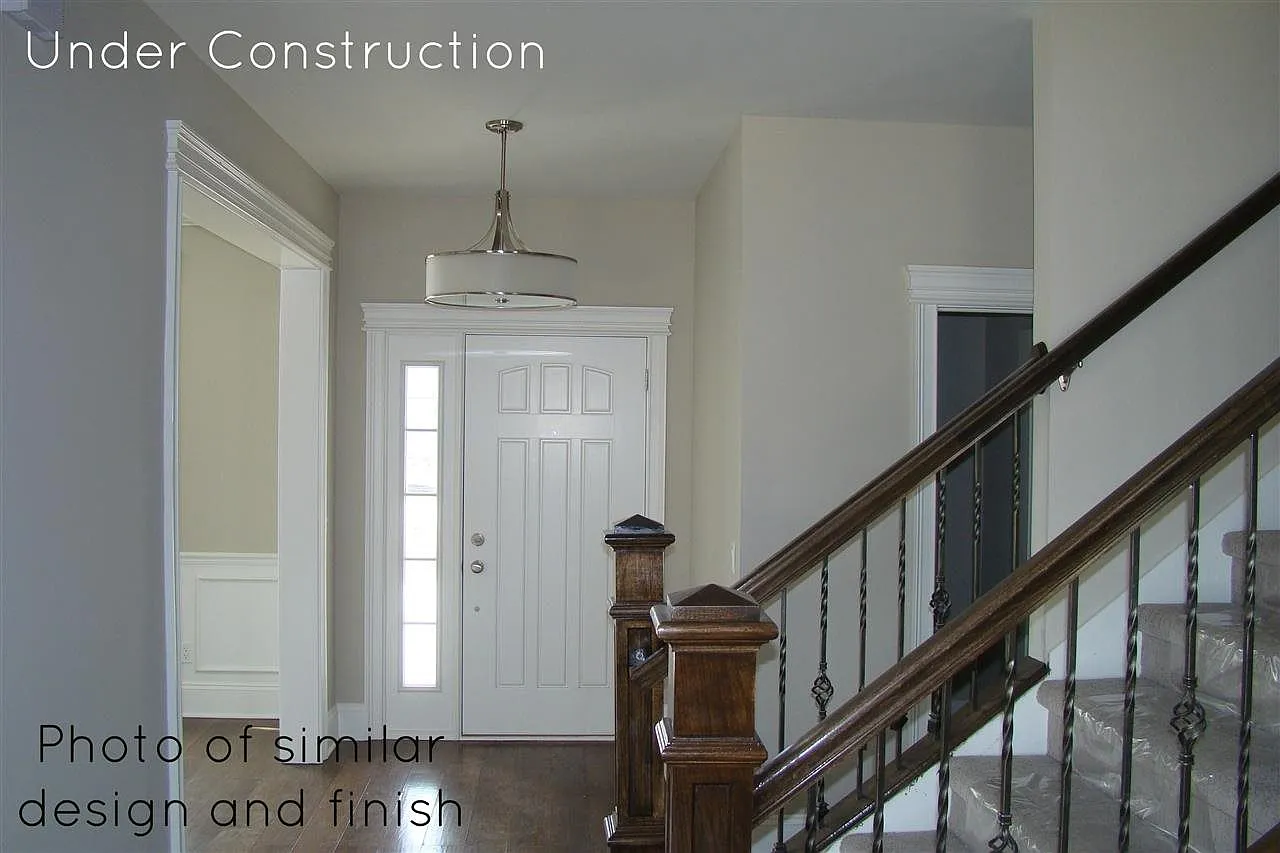18 Blackstone Way photo 1