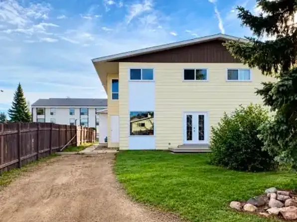 5730 49a St #5730, Vegreville, AB T9C 1H6