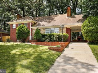 10218 Green Forest Dr, Silver Spring, MD 20903