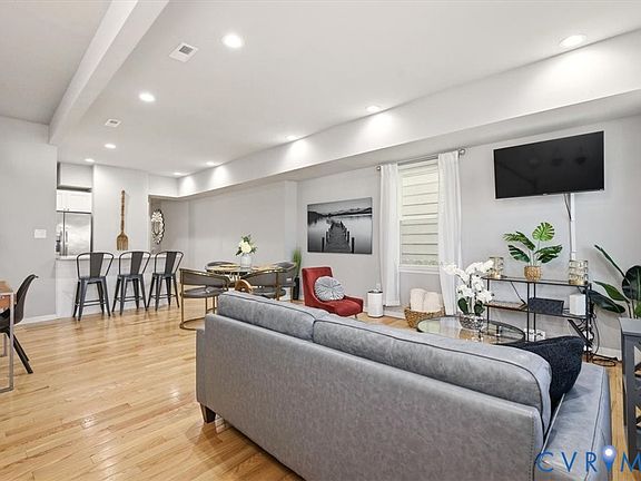 5th image of 2908 Lawson St