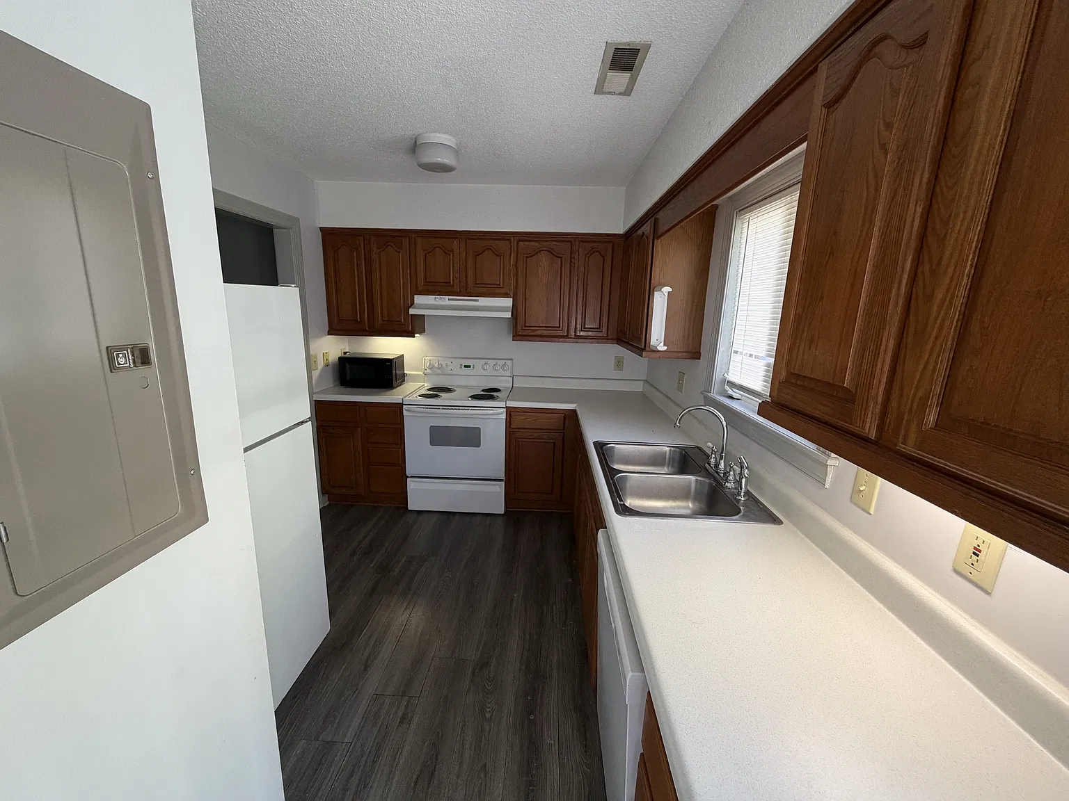 508 10th St - TS508 — Photo 2