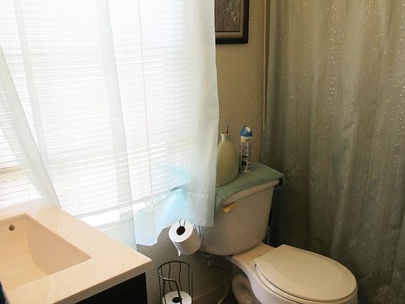 5th image of 1224 E Stockbridge Ave #2