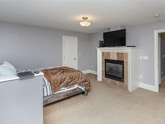 4th image of 7205 Eagle Crest Dr