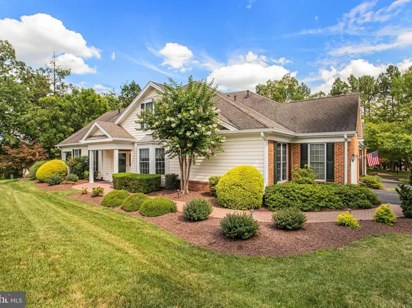 5217 Armour Ct, Haymarket, VA 20169