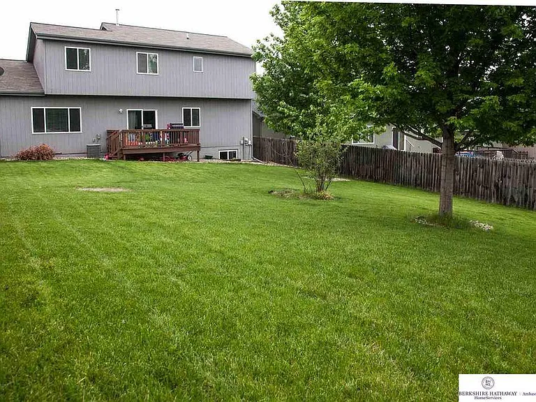 16308 Fowler Ave — Photo 2