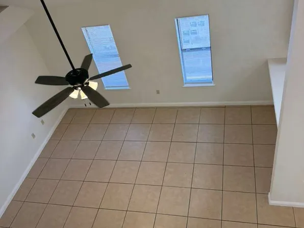 4208 Capitol Ln, Laredo, TX 78046