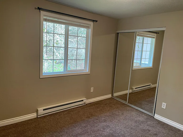 4360 Imperial Dr — Photo 12