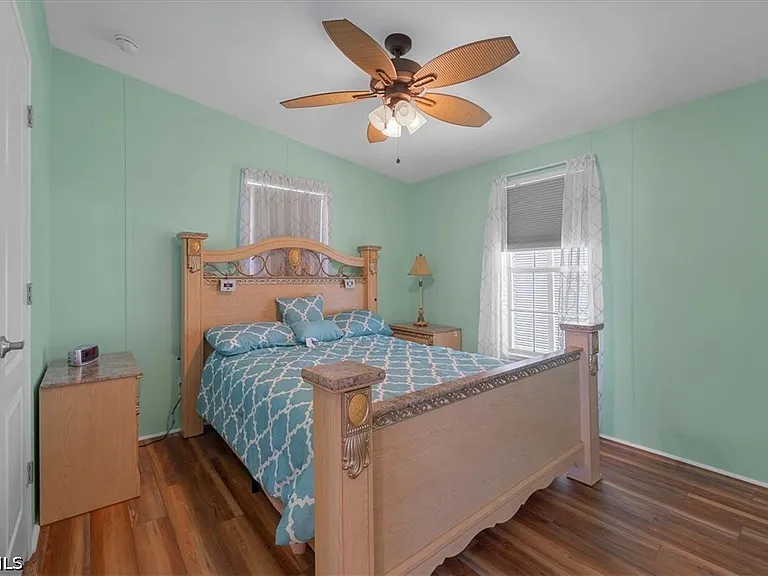 701 Coral Dr — Photo 20