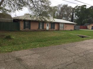400 Alice Dr #A, Lafayette, LA 70503