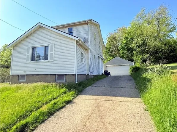 1591 Bauer Blvd, Akron, OH 44305