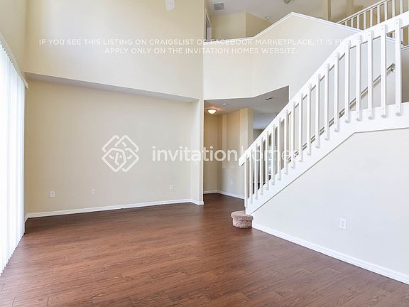 3rd image of 120 Albany Dr