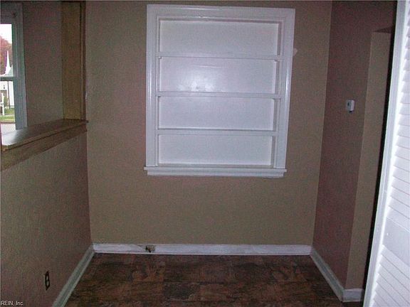 5th image of 3501 Nelson St