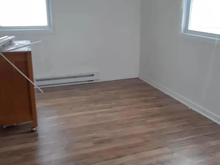 315 Franklin Ave #REAR — Photo 11