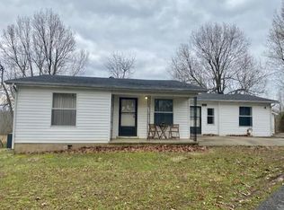 1215 Eastlawn Rd, Hanson, KY 42413