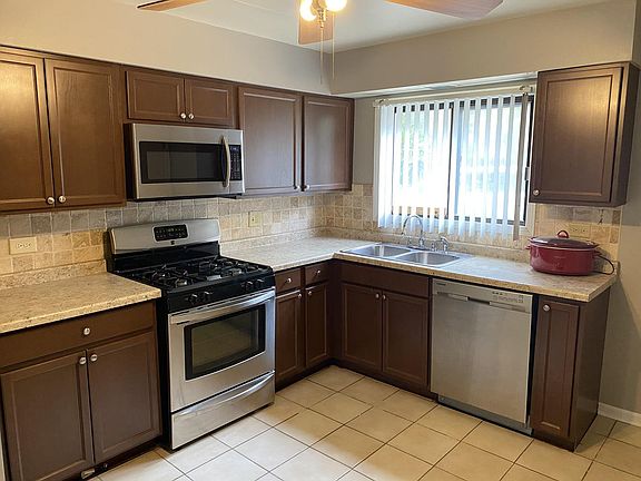 3rd image of 7204 W Cortland St APT 105