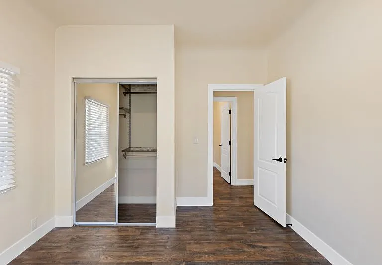 10 Prater Way — Photo 17