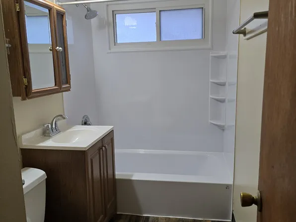 5941 N 60th St, Milwaukee, WI 53218