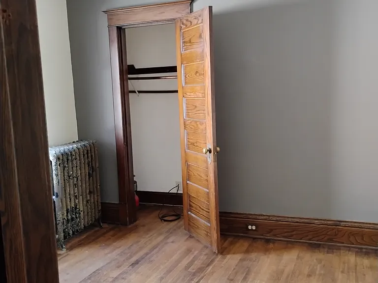 1407 Girard Ave N #2 — Photo 10