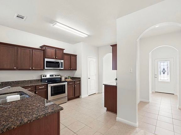 3rd image of 20915 Mount Bauer Dr