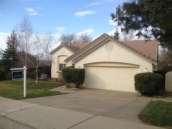 2nd image of 135 Vierra Cir