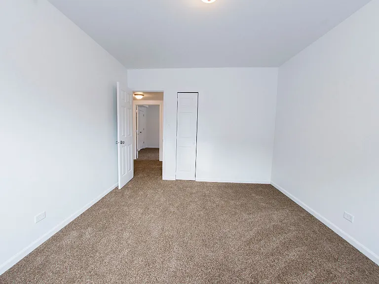 1101 N Lawler Ave — Photo 7