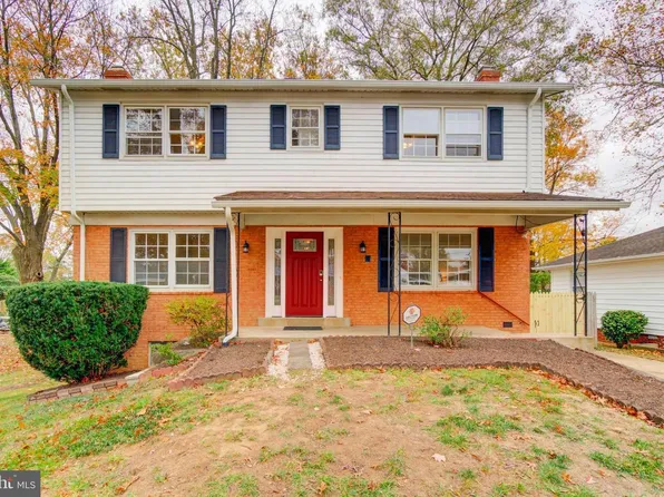 11207 Emack Rd, Beltsville, MD 20705