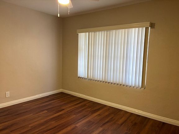 2nd image of 917 E 1st St APT B