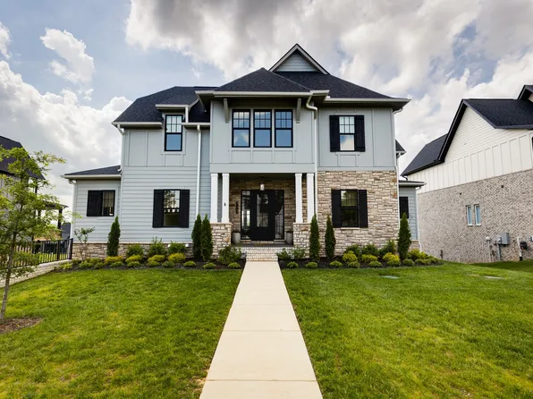 7113 Newfields Ct, College Grove, TN 37046