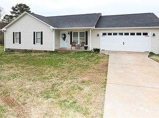 130 Hayes St, Yadkinville, NC 27055
