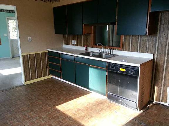 2nd image of 2505 Brentford Ct