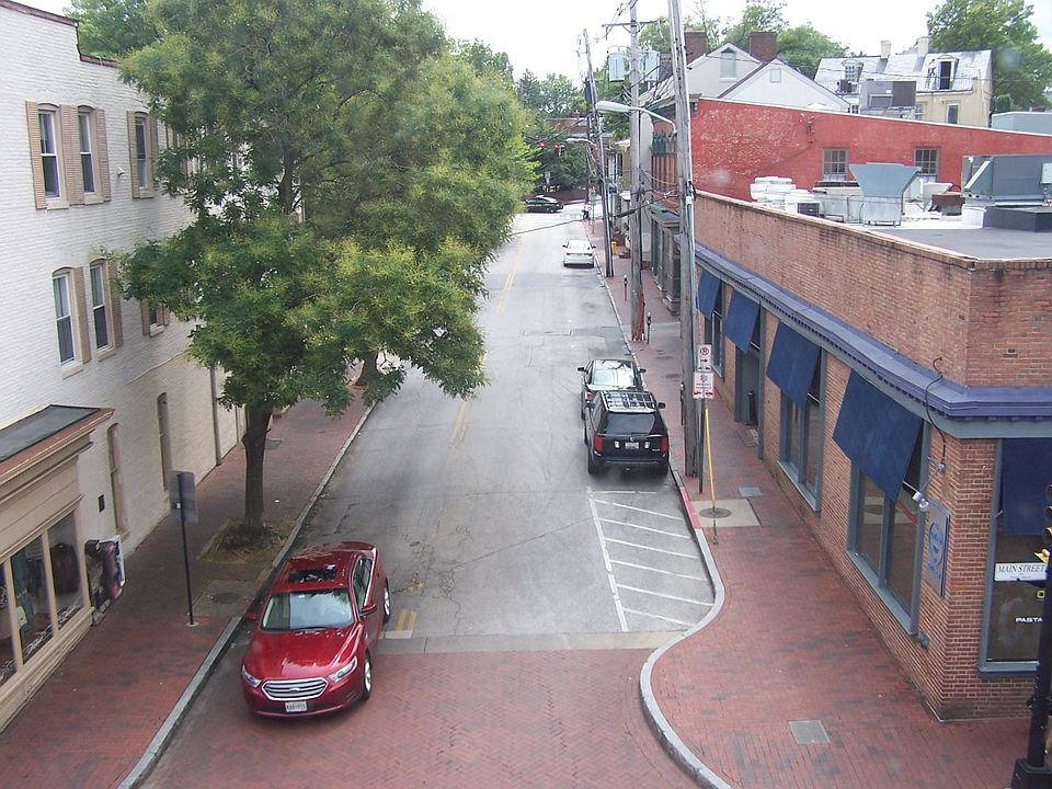 1st image of 23 Francis St APT 5