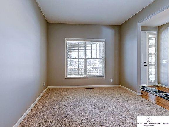4th image of 3855 S 183rd Ave