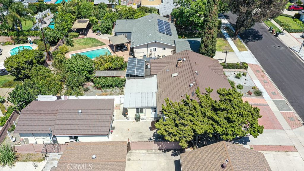 1641 W Buena Vista Ave, Anaheim, CA - View 5