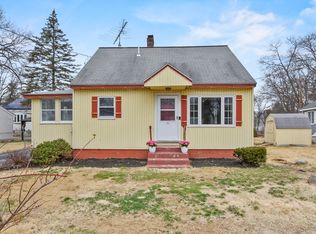 131 Vernon St, Tewksbury, MA 01876