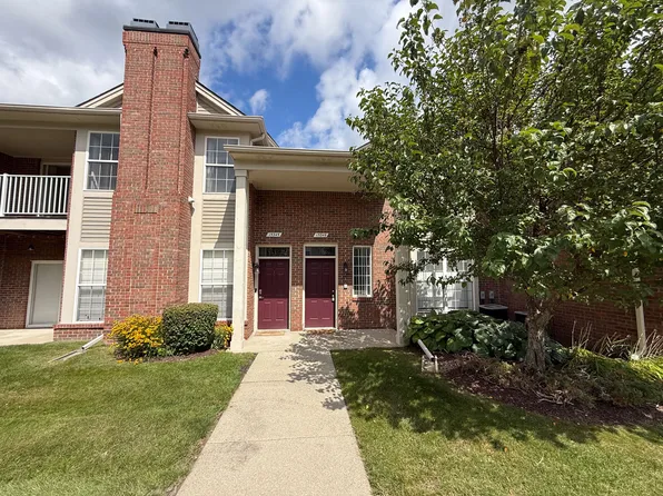 15349 Yale Dr, Clinton Township, MI 48038
