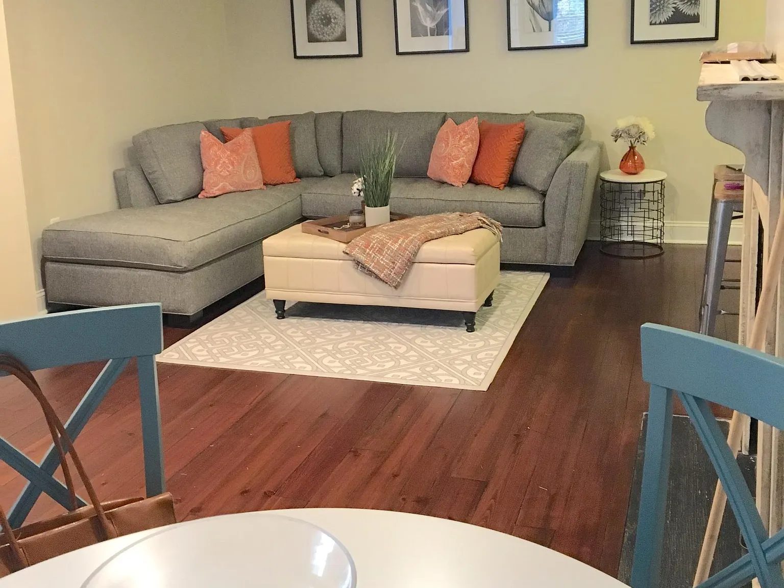 1 bed, 825 sqft, $2,900 — Photo 3