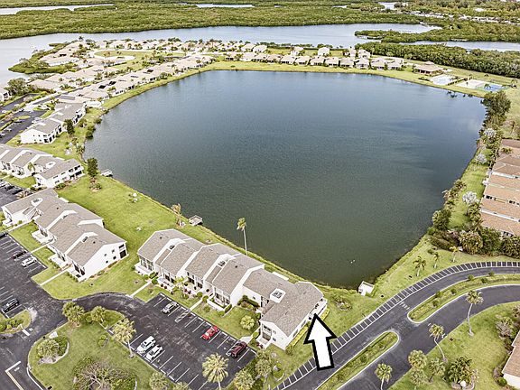 2nd image of 3206 S Lakeview Circle #1206