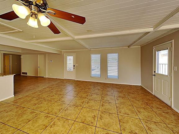 4th image of 1835 W Tonto Ln