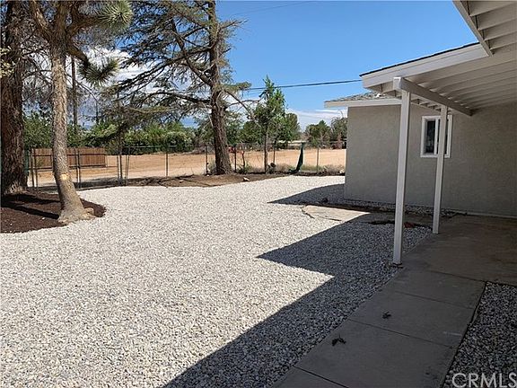 3rd image of 16885 Crestview Dr