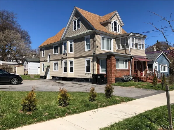 313-315 Robinson St #313, Syracuse, NY 13203