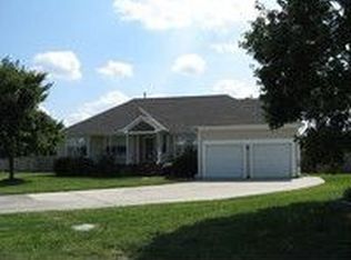 709 Hilltop Ct, Chesapeake, VA 23322