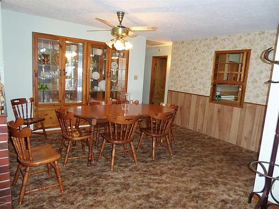 5th image of 4126 Sanford Ave