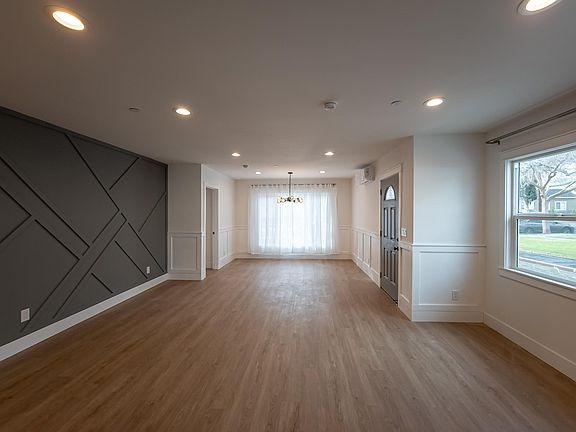 4th image of 92 S Vinedo Ave #94