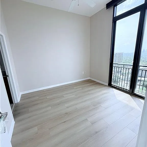 3040 Peachtree Rd NW #1911 — Photo 40