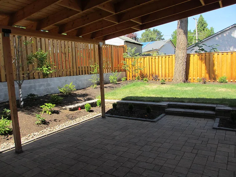 9529 N Fairhaven Ave — Photo 14