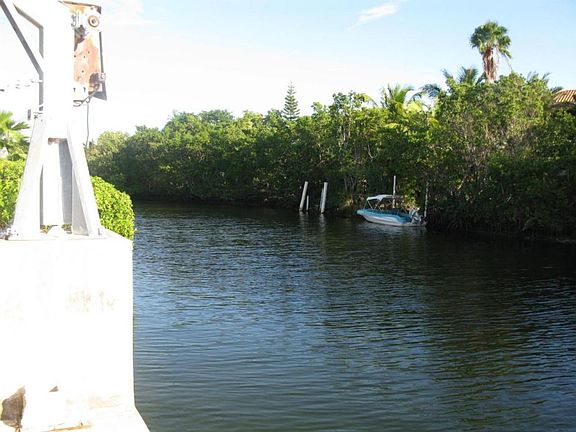 3rd image of 23078 Bluegill Ln