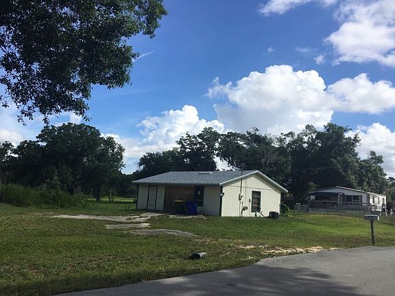 3rd image of 632 River Dr